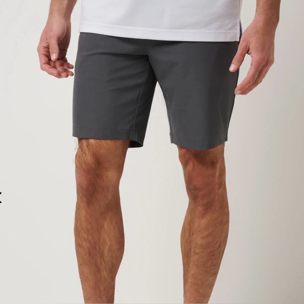 TRAVIS MATTHEW • men’s golf shorts